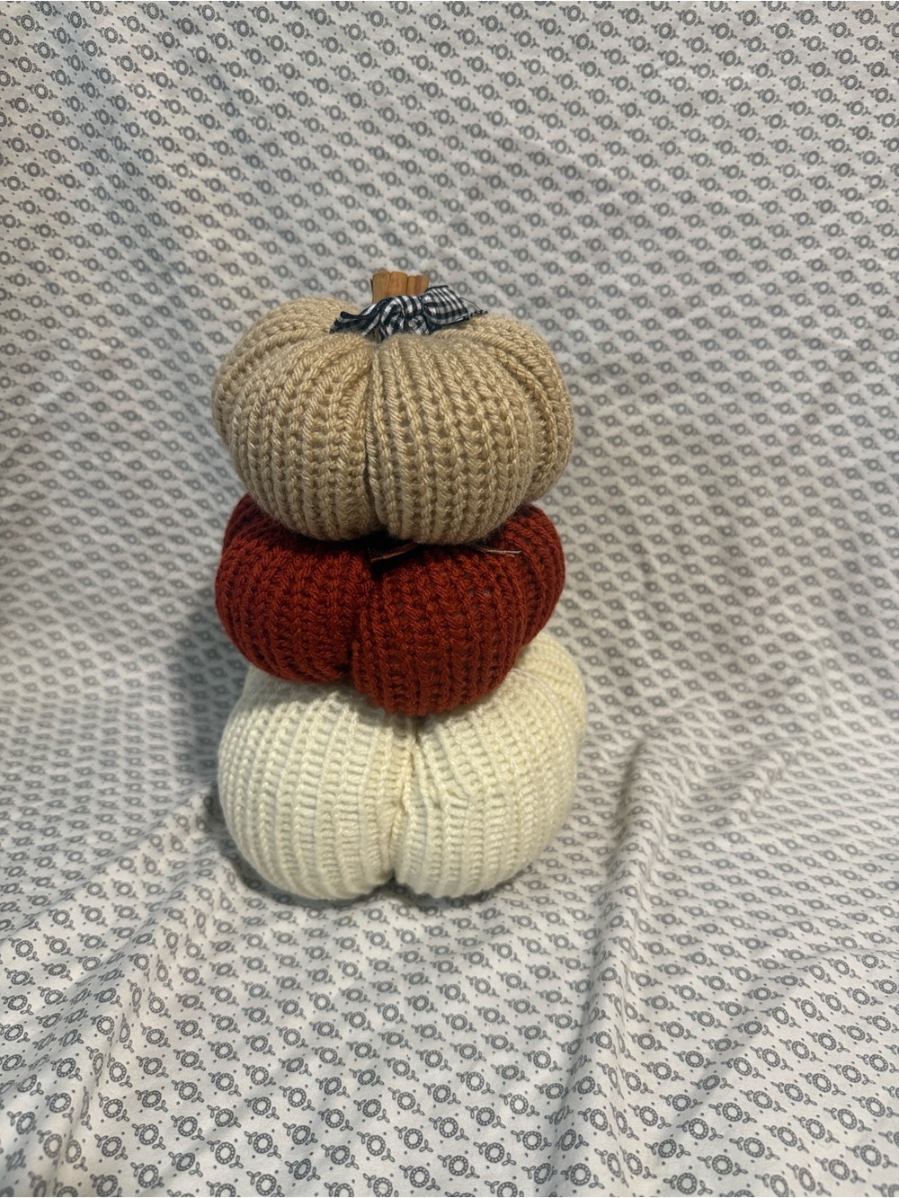 Stacked Knit Pumpkin Decorative Set - Cream, Rust, Beige
